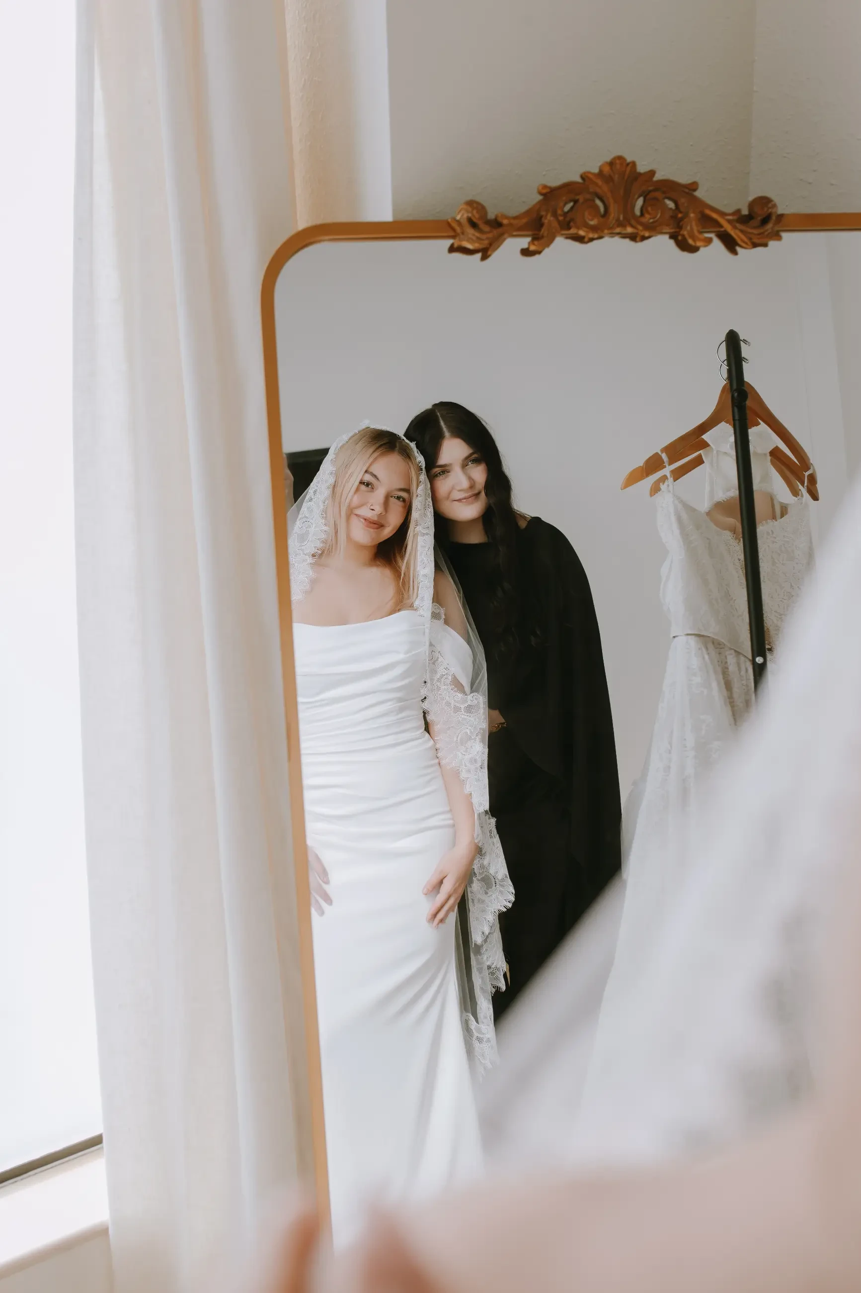 The Wedding Dress Myths Brides Still Believe (That Are Completely Outdated). Desktop Image