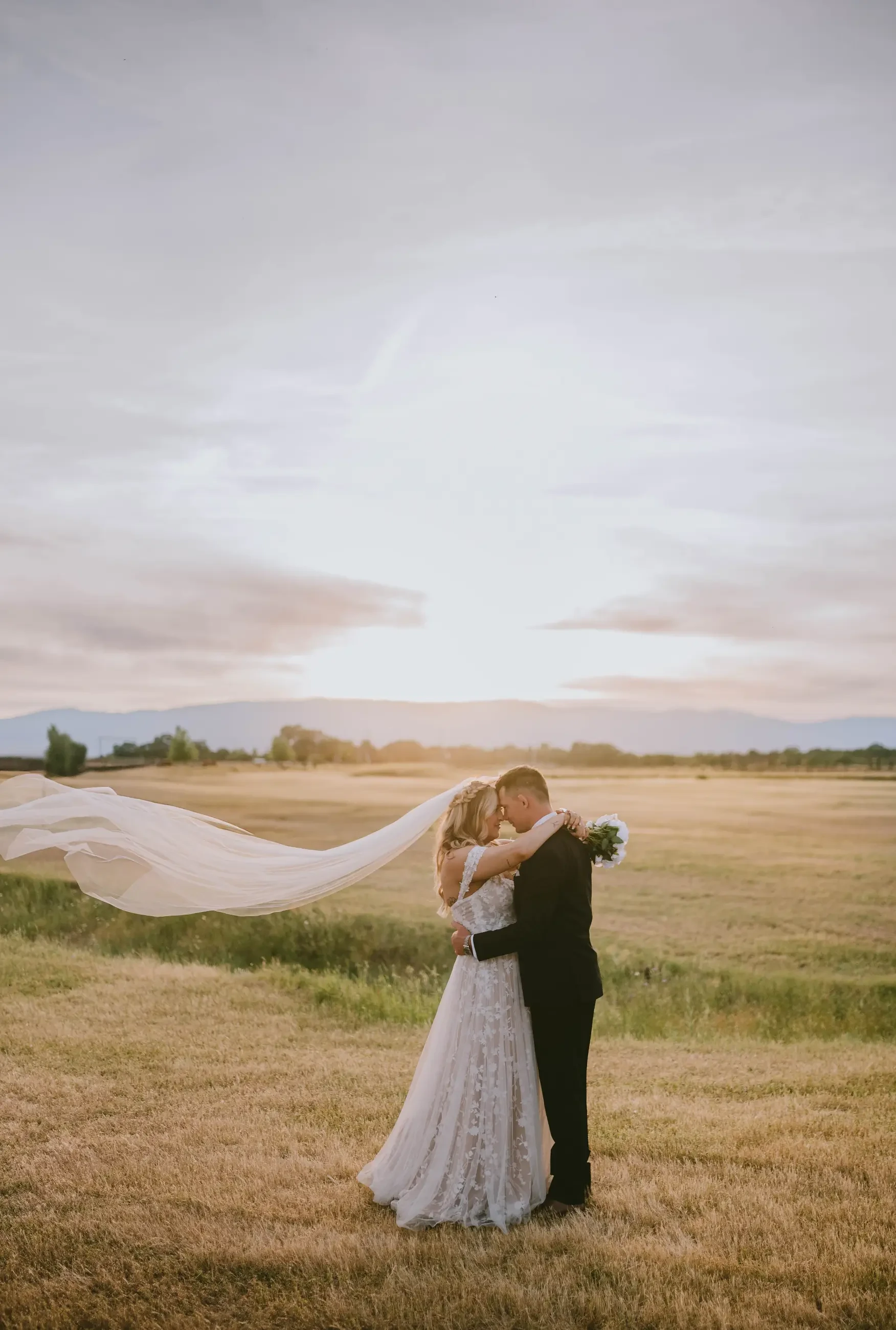 REAL A|E BRIDE SUMMER &amp; DUSTIN Image