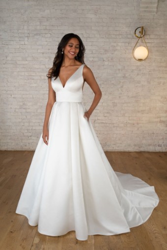 Stella York 6758 #7 (IV-PL) Ivory Gown w Porcelain Tulle Side Plunge thumbnail