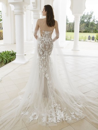Blue by Enzoani Rowan #1 Ivory/Nude/Nude* thumbnail