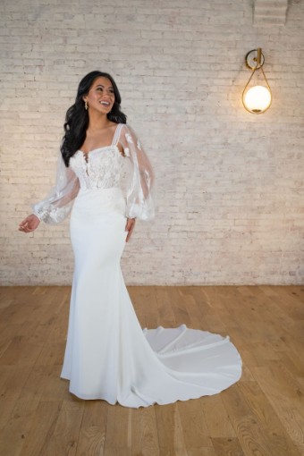 Stella York 7675 #7 (PI-PL) Pure Ivory Gown w Porcelain Tulle Plunge thumbnail
