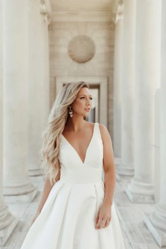 Stella York 7755 #6 (IV-PL) Ivory Gown w Porcelain Tulle Side Plunge thumbnail