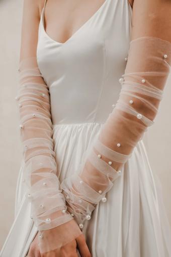 Heirloom Bridal Company Ruched Pearl Gloves #0 default Ivory thumbnail