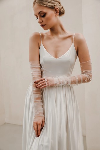 Heirloom Bridal Company Ruched Pearl Gloves #1 Ivory thumbnail