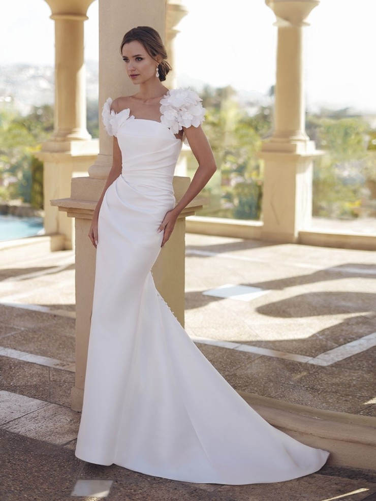 Blue by Enzoani Stella Image