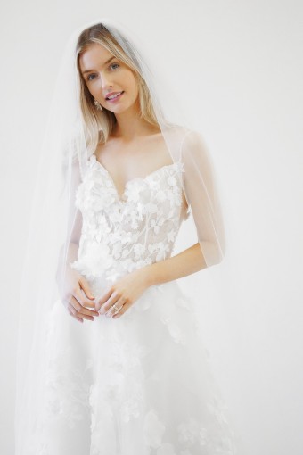 Wtoo Adiel Style #11727 #2 Ivory thumbnail