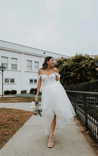 Stella York 7447 #12 (IVIV-PL) Ivory Lace & Tulle ov Ivory Gown w Porcelain Tulle Plunge thumbnail