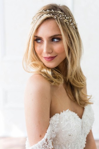 Brides & Hairpins Gia Halo #0 default Silver thumbnail