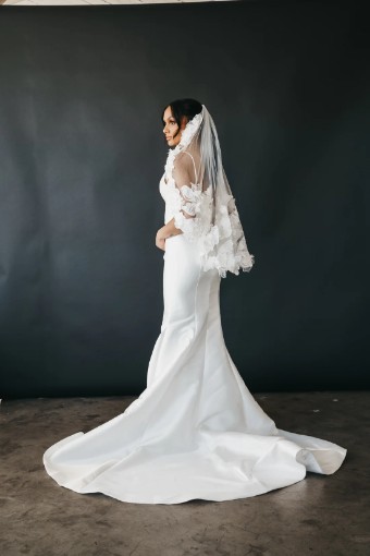 Heirloom Bridal Company V040C #1 Ivory thumbnail