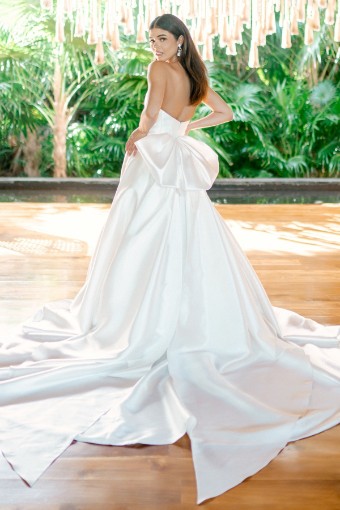 Wtoo Nella with Bow Style #11259 #6 default Ivory thumbnail