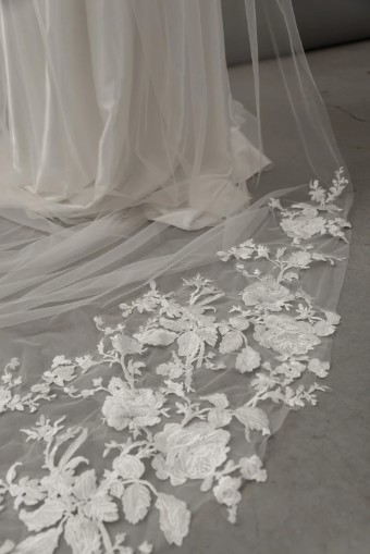 Heirloom Bridal Company V018 #1 default Ivory thumbnail