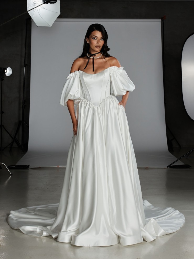 Evie Young Reynolds Image