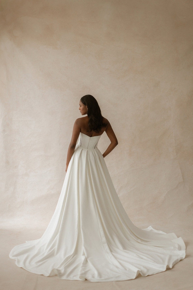 Abella Paxson Style #E554 #12 Ivory picture