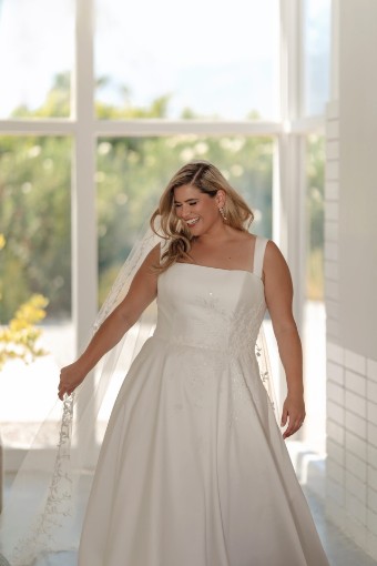 Stella York SY8217 $4 Ivory thumbnail