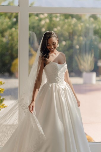 Stella York SY8239 $7 Ivory thumbnail