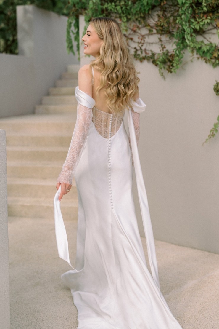 Locket Cam With Sleeves Style #15218 #1 default Ivory picture