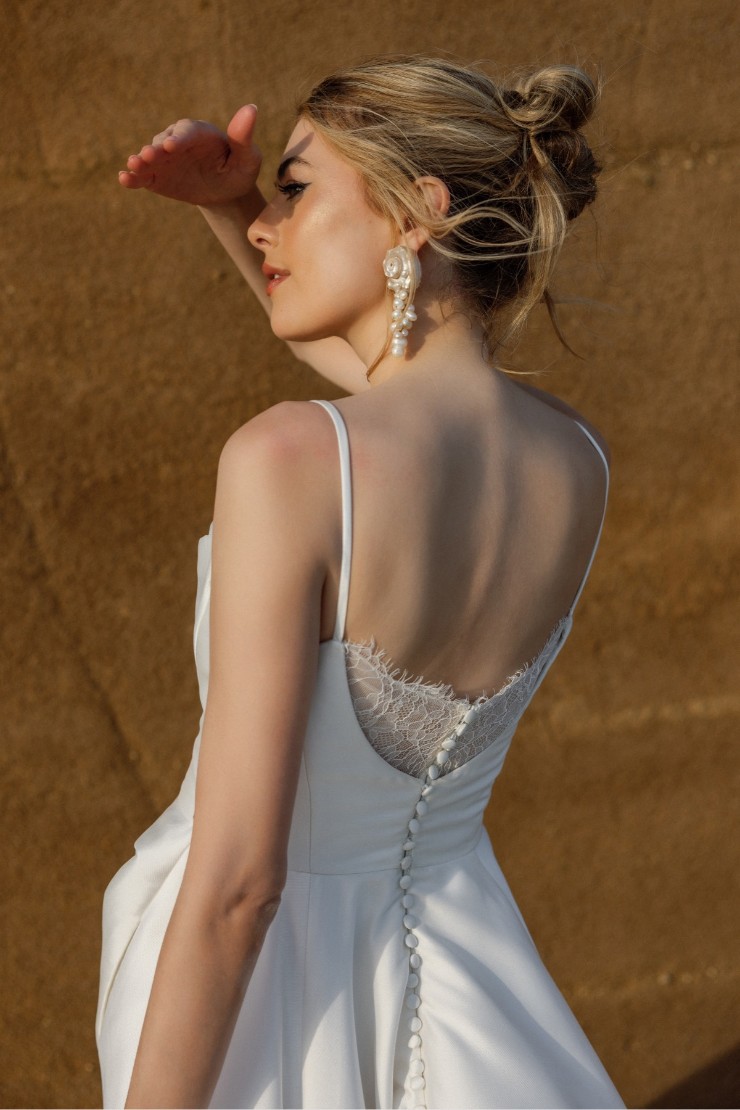 Locket Emira Style #15231 #3 default Ivory picture