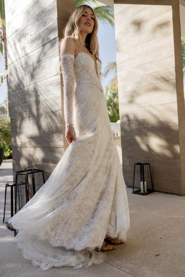 Locket Claire Style #16158 #1 IVORY/OFF-WHITE picture