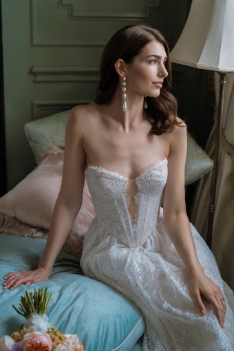 Locket Charlotte Style #14130 #4 default Ivory/Blush thumbnail