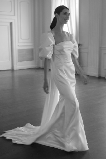 Locket Mercedes with Sleeves Style #14217 #0 default Off-White thumbnail