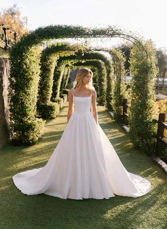 Allure Bridals A1402 $5 Ivory thumbnail