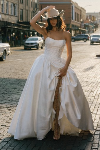 Locket Fern Style #16235 $0 default Ivory thumbnail