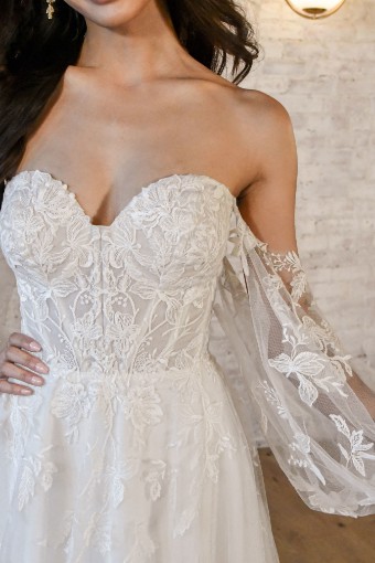 Stella York 7521 #22 (IV-IV) Ivory Lace and Tulle over Ivory Gown thumbnail