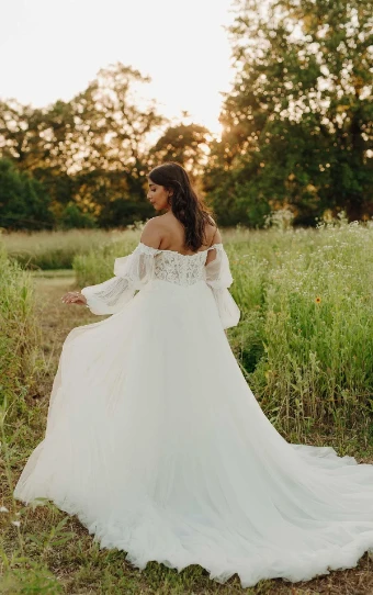 Stella York 7573 #7 (IV-IV) Ivory Lace Tulle and Regal Organza over Ivory Gown thumbnail
