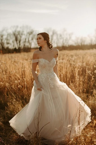 Stella York 7509 #6 (IV-BC) Ivory Lace and Tulle over Biscotti Gown thumbnail