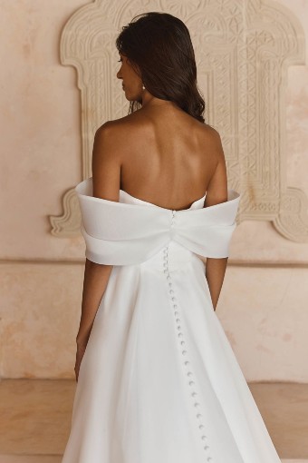 Madi Lane Lissy $3 default Ivory thumbnail