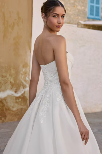 Sophia Tolli Y3195 $2 Ivory thumbnail