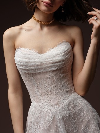 Maggie Sottero Style #4961 $7 Ivory thumbnail