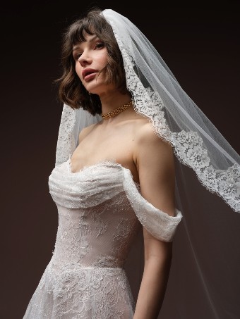 Maggie Sottero Style #4961 $16 Ivory thumbnail