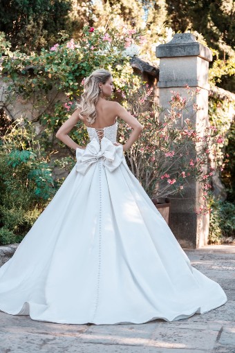 Allure Bridals A1321 $1 Ivory thumbnail