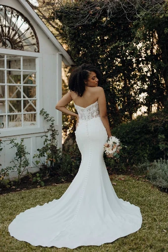 Stella York 7675 $2 (PI-PL) Pure Ivory Gown w Porcelain Tulle Plunge thumbnail
