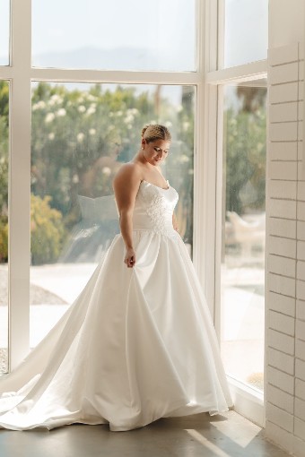 Stella York SY8239 $2 Ivory thumbnail