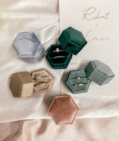 Faire #Velvet Ring Box - Double - Six Stories Image