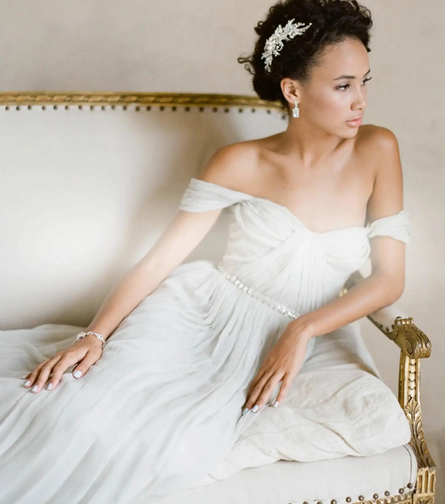 Model wearing bride gown_m